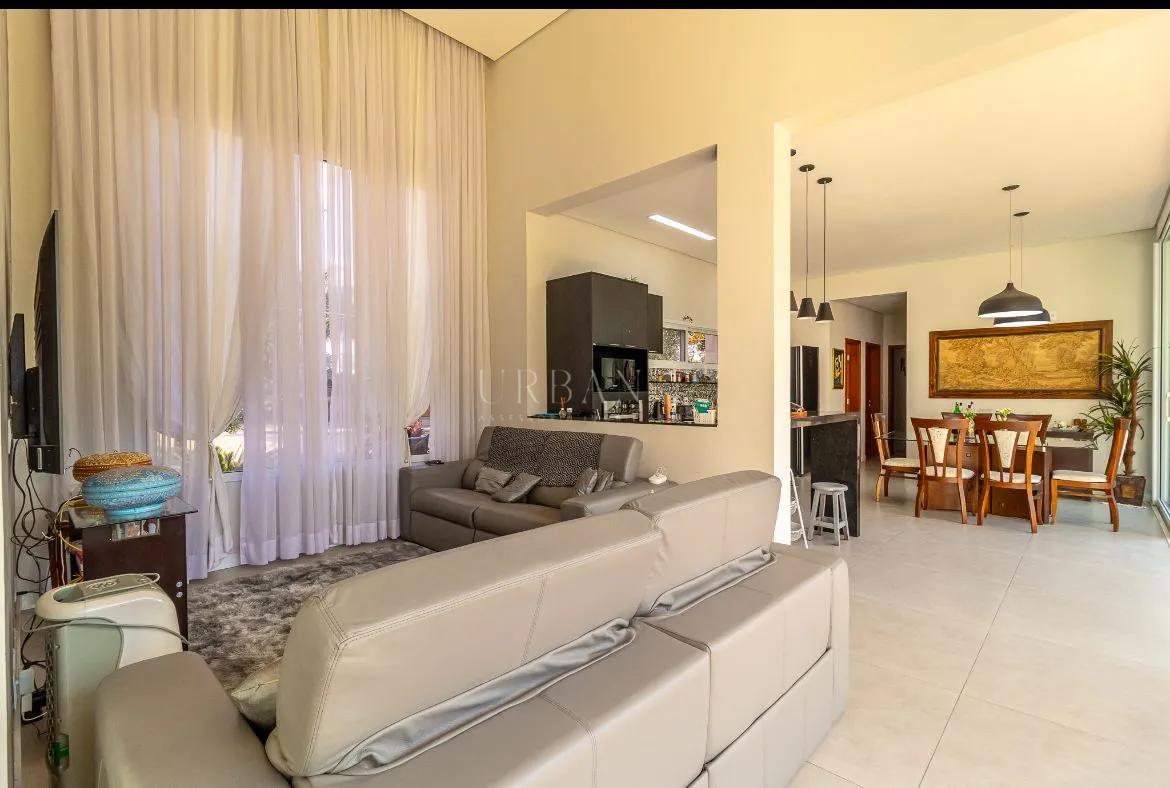 Casa com 3 dormit&oacute;rios,285 m&sup2; - Condom&iacute;nio Vale do Lago - Sorocaba - SP Rodovia Emerenciano Prestes de Barros Sorocaba - 