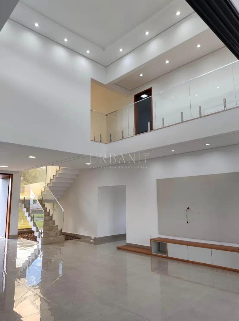 Casa com 4 dormit&oacute;rios,450 m&sup2; - Condom&iacute;nio Village Ipanema II - Ara&ccedil;oiaba da Serra - SP Avenida Francisco de Assis Chateaubriand Araçoiaba da Serra - 