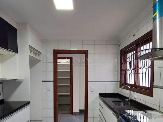 Casa com 4 dormit&oacute;rios,380 m&sup2; - Jardim Em&iacute;lia - Sorocaba - SP  Sorocaba - 