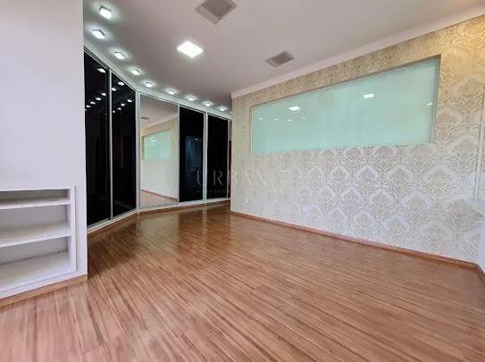 Casa com 4 dormit&oacute;rios,380 m&sup2; - Jardim Em&iacute;lia - Sorocaba - SP  Sorocaba - 