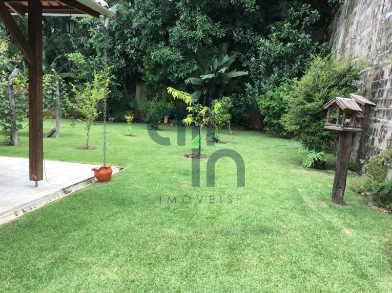 LINDA CASA COM AMPLO ESPACO INTERNO E MEGA AREA GOURMET RUA GABRIEL BIANCHETTE  Rio do Sul - 