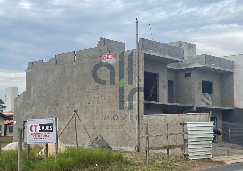 Sobrado Comercial em construção a 300m do mar - Barra Velha - 