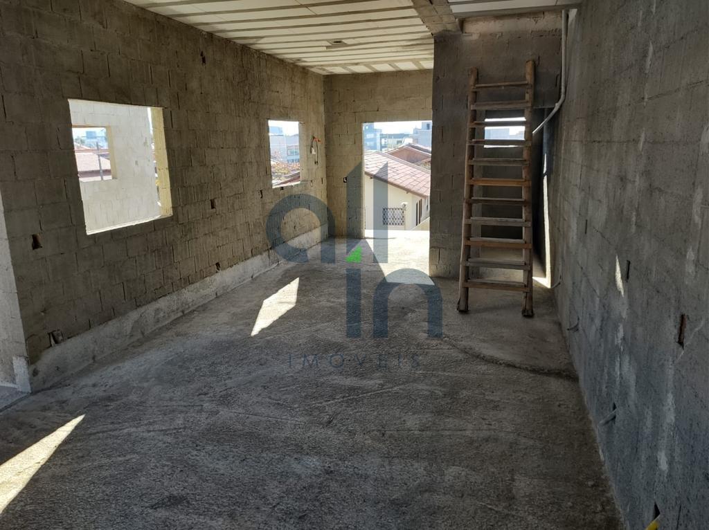 Sobrado Comercial em construção a 300m do mar - Barra Velha - 