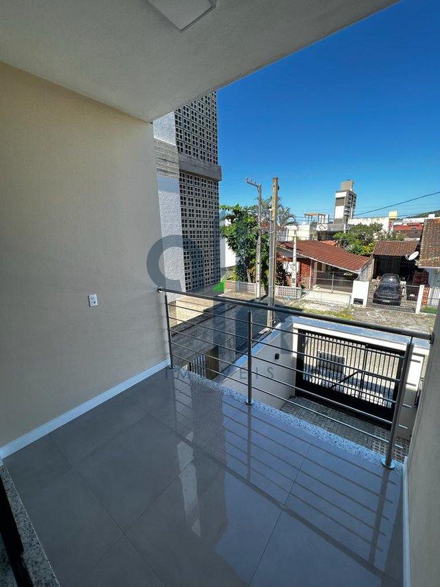 Sobrado alto padrão no centro de Piçarras Marcílio Dias Balneário Piçarras - 