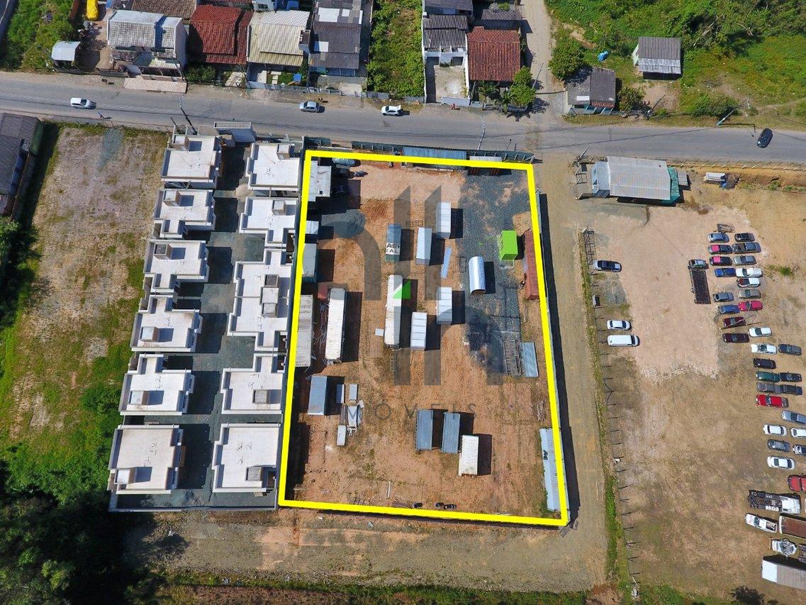 Terreno em Piçarras 3.030,96m² Rua Geraldo Cardoso Balneário Piçarras - 
