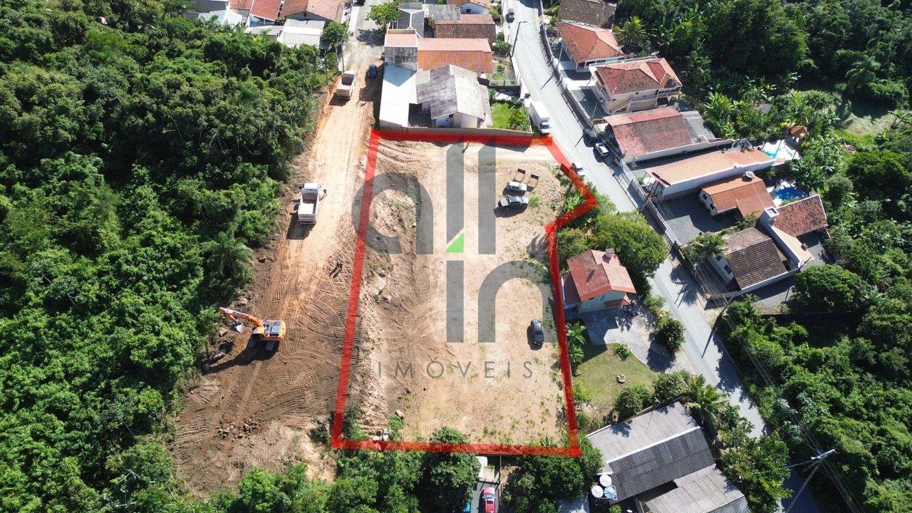 Terreno em Penha, 700 metros do mar Rua Porto Alegre Penha - 