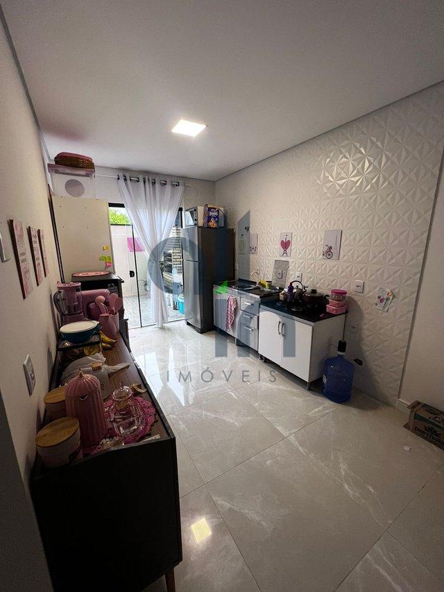 Sobrado a 200 metros da praia em Piçarras Rua Marcílio Dias Balneário Piçarras - 