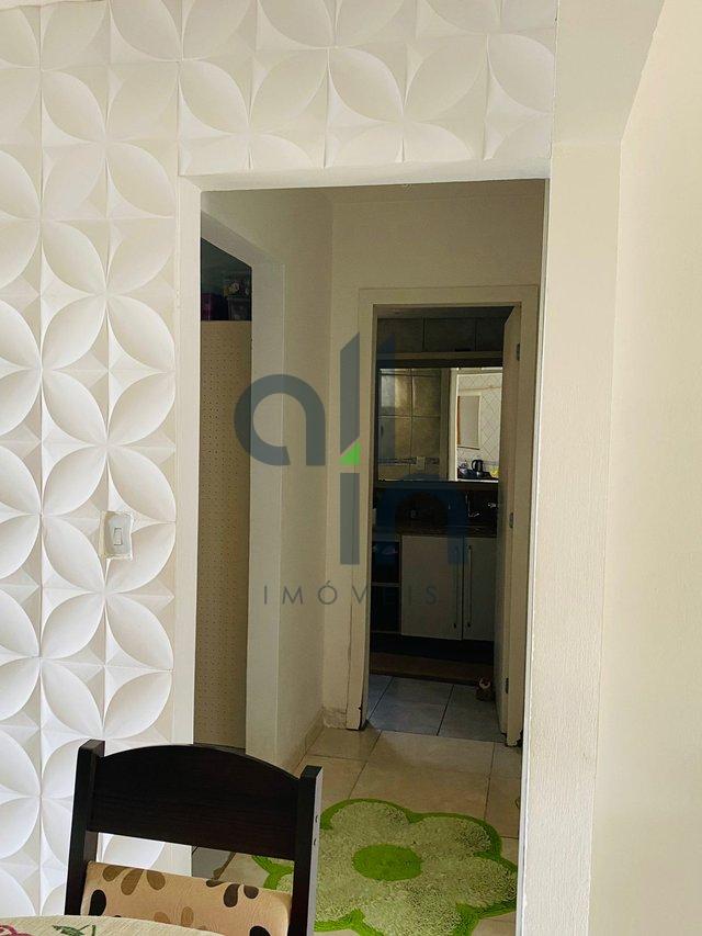Lindo sobrado localizado a apenas 1200 metros da praia central de Balneário Piçarras! - Balneário Piçarras - 