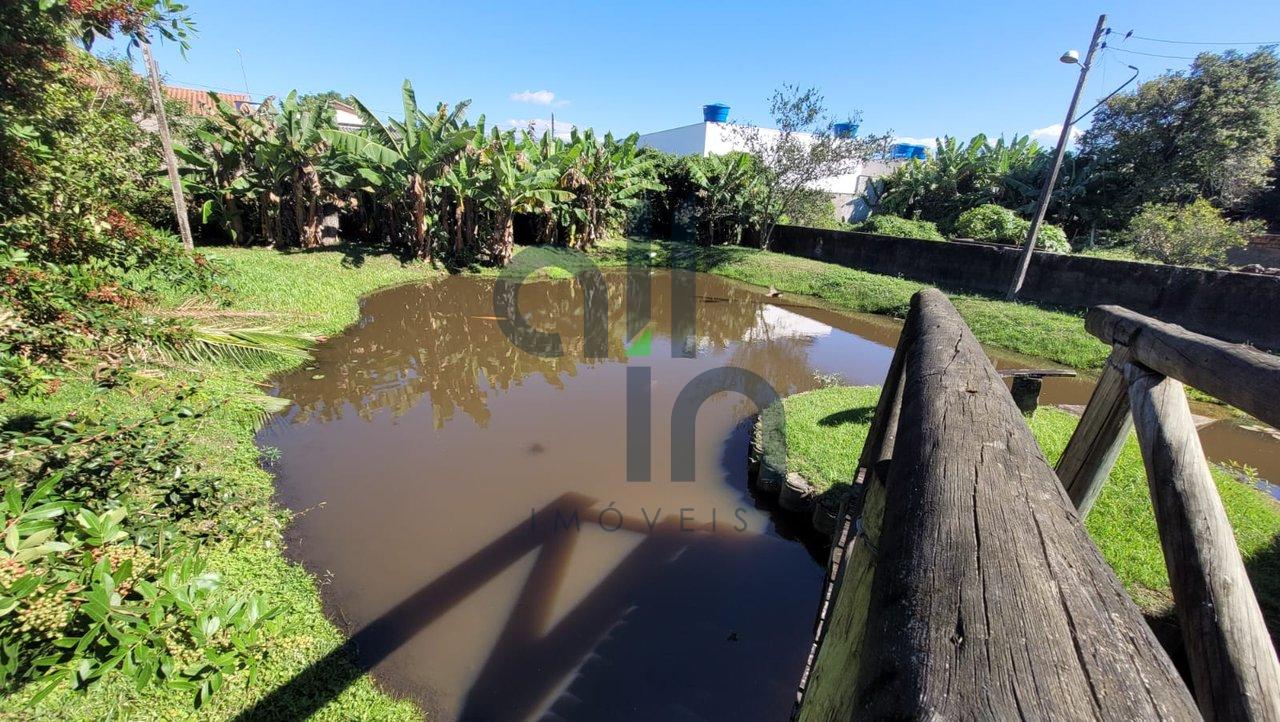 Chácara com sala comercial no Centro de Penha - Penha - 
