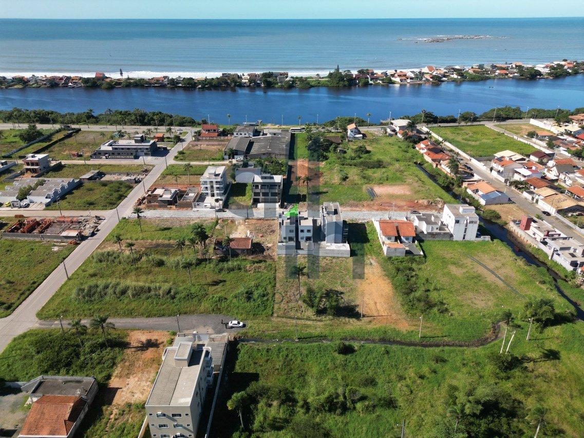 Terreno à 290 metros da Lagoa em Barra Velha - Barra Velha - 