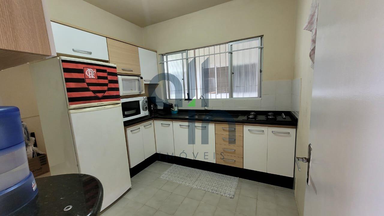 Apartamento mobiliado à 130 metros do mar em Piçarras 2300 Balneário Piçarras - 