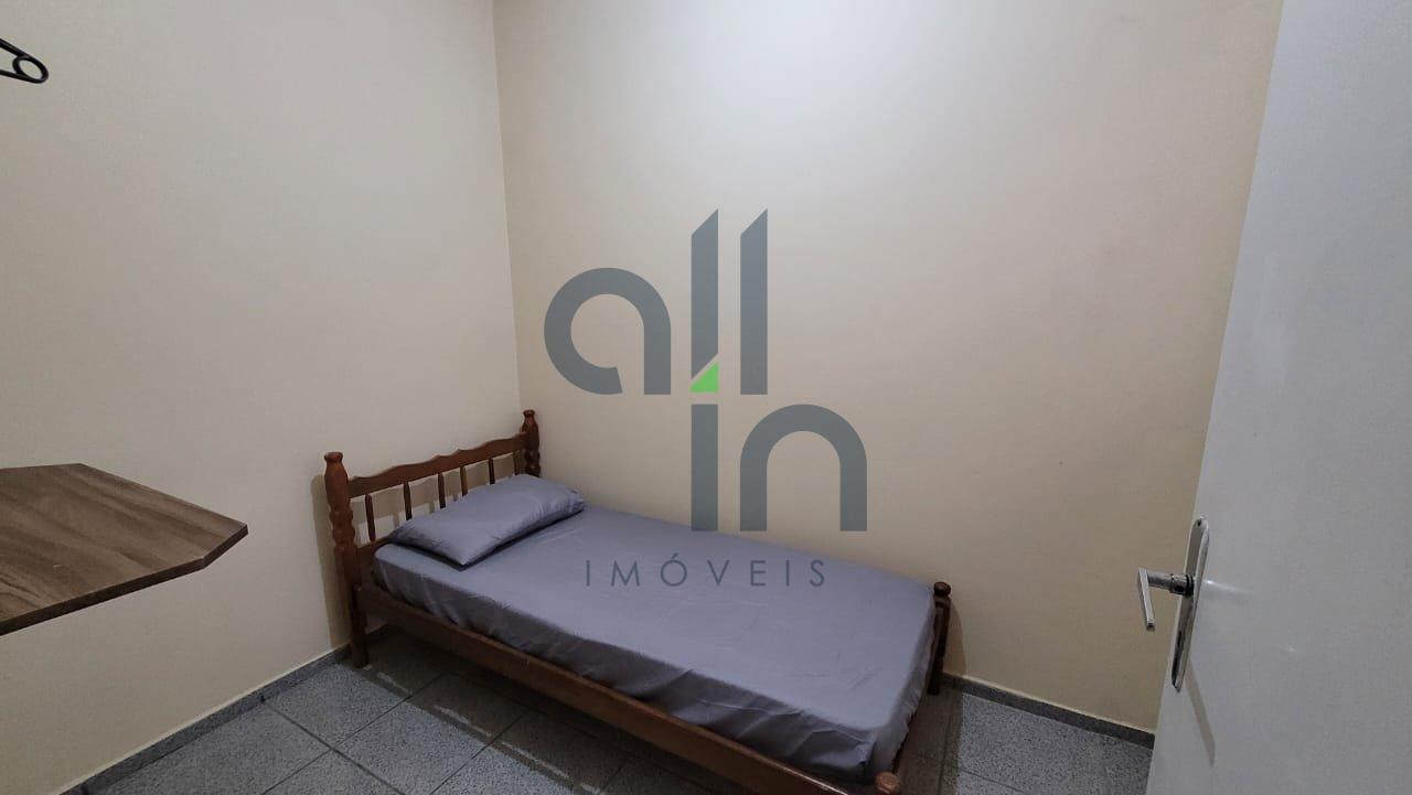 Apartamento mobiliado à 130 metros do mar em Piçarras 2300 Balneário Piçarras - 