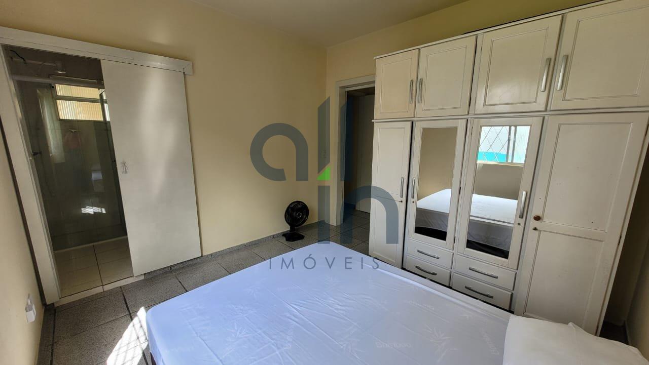 Apartamento mobiliado à 130 metros do mar em Piçarras 2300 Balneário Piçarras - 