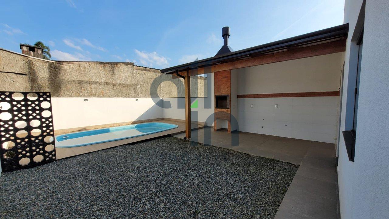 Sobrado com piscina em Barra Velha - Barra Velha - 