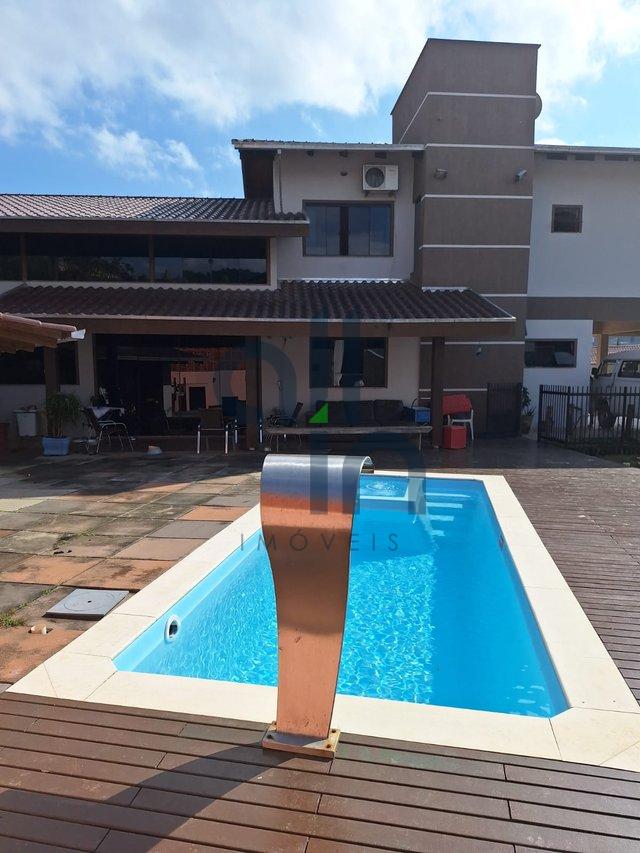 Sobrado com Piscina aquecida e placas solares em Ibirama Rua Padre Anchieta Ibirama - 