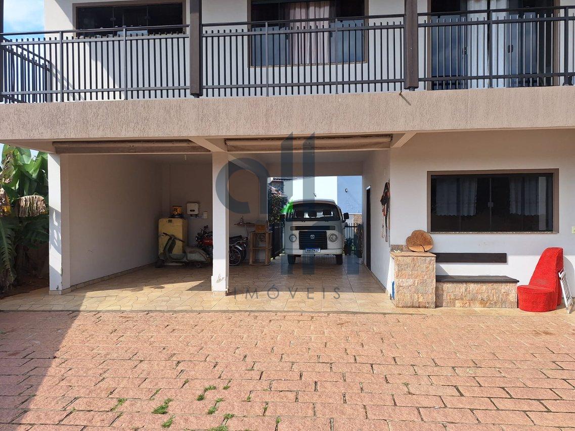 Sobrado com Piscina aquecida e placas solares em Ibirama Rua Padre Anchieta Ibirama - 