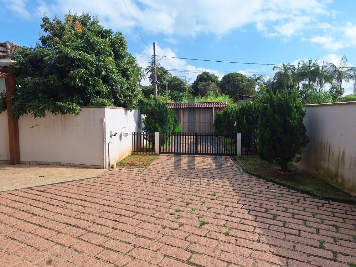 Sobrado com Piscina aquecida e placas solares em Ibirama Rua Padre Anchieta Ibirama - 