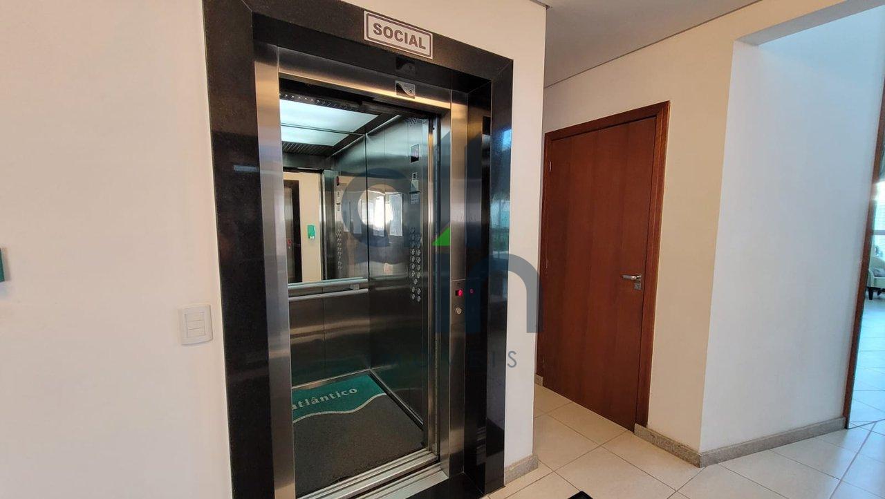 Ap com vista mar, no Residencial Transatlântico em Piçarras Avenida Nereu Ramos Balneário Piçarras - 