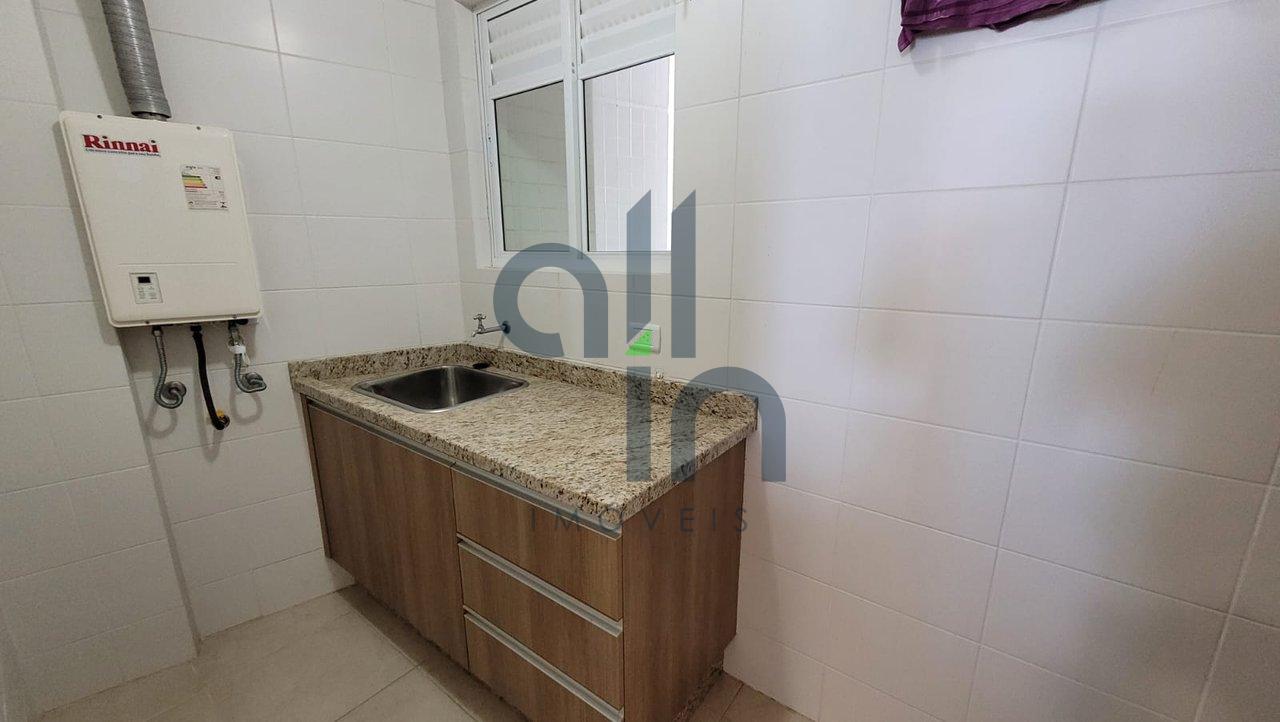 Ap com vista mar, no Residencial Transatlântico em Piçarras Avenida Nereu Ramos Balneário Piçarras - 
