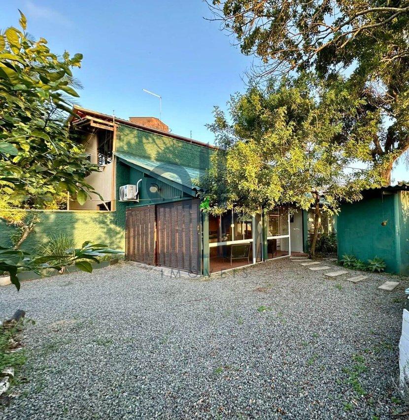 Casa com Jardim Tabuleiro Barra Velha - 