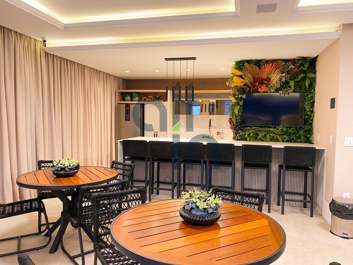 Apartamento Alto Padrao em Meia Praia - Itapema - 