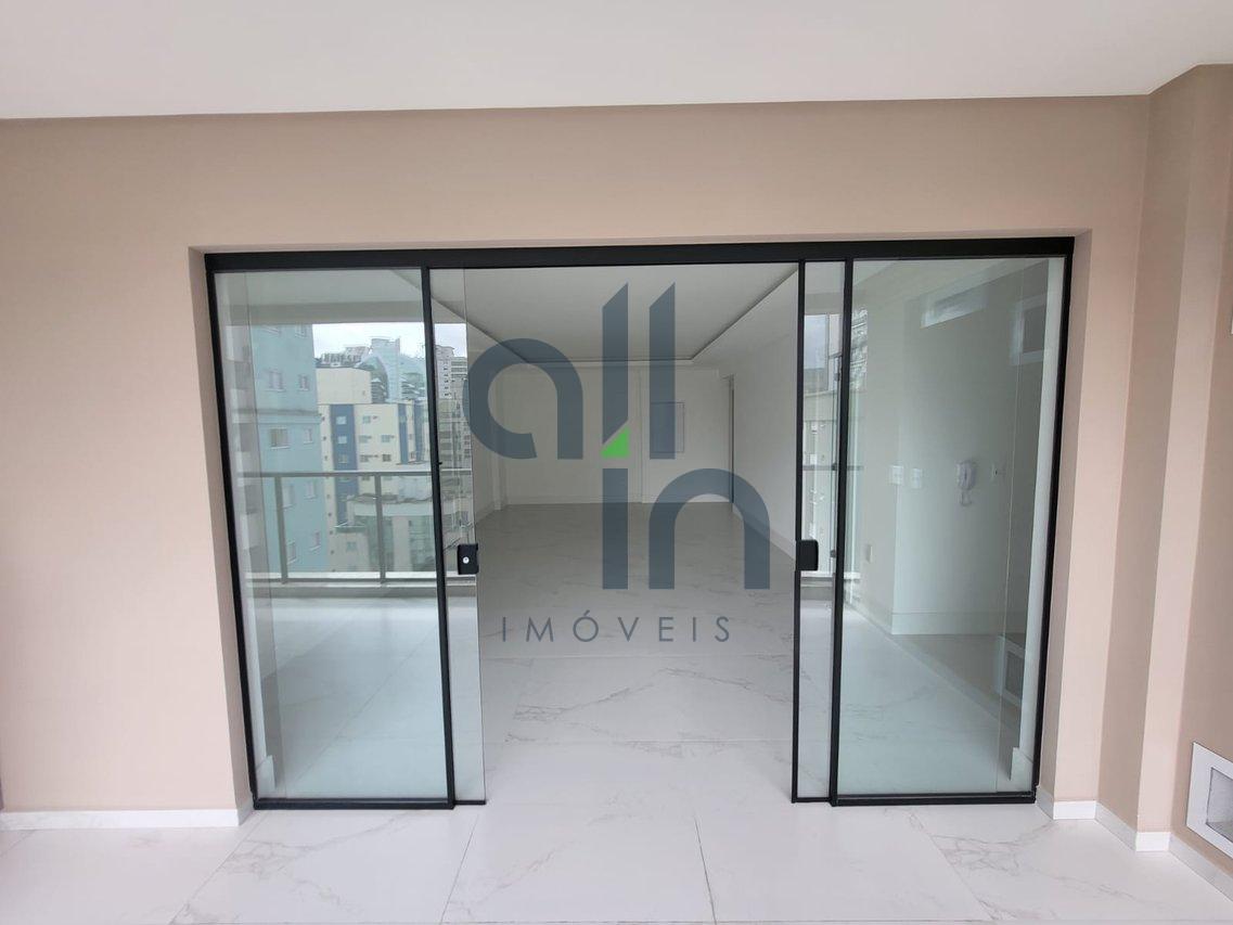 Apartamento Alto Padrao em Meia Praia - Itapema - 
