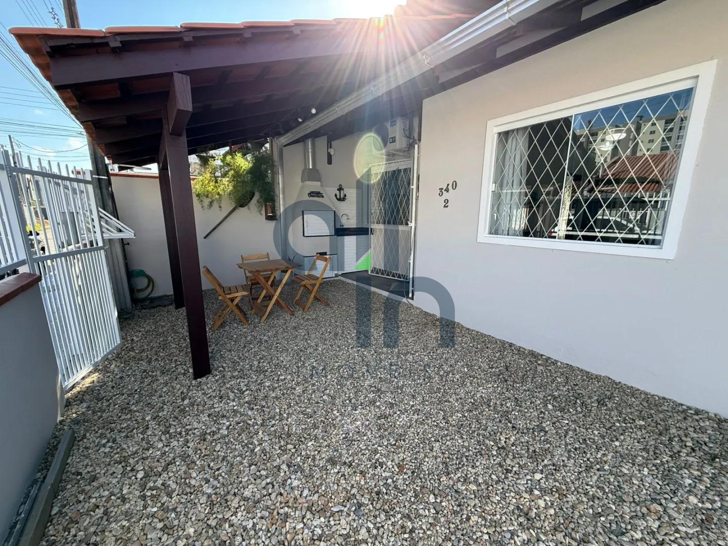 Casa a 350 metros do Mar no Itacolomi, Balne&aacute;rio Pi&ccedil;arras  - - 