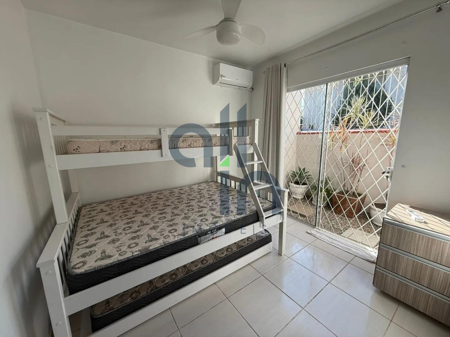 Casa a 350 metros do Mar no Itacolomi, Balne&aacute;rio Pi&ccedil;arras  - - 