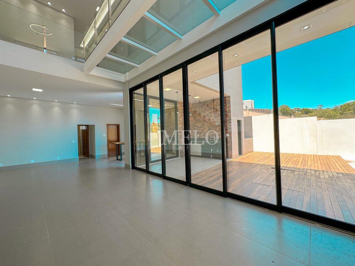 Espetacular casa com piscina no Alphaville Vespasiano à venda por R$ 2.650.000,00 - Vespasiano - 