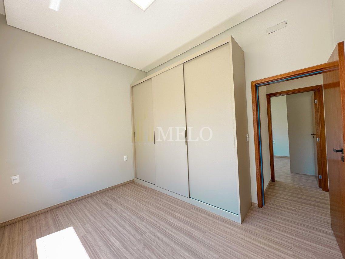 Espetacular casa com piscina no Alphaville Vespasiano à venda por R$ 2.650.000,00 - Vespasiano - 
