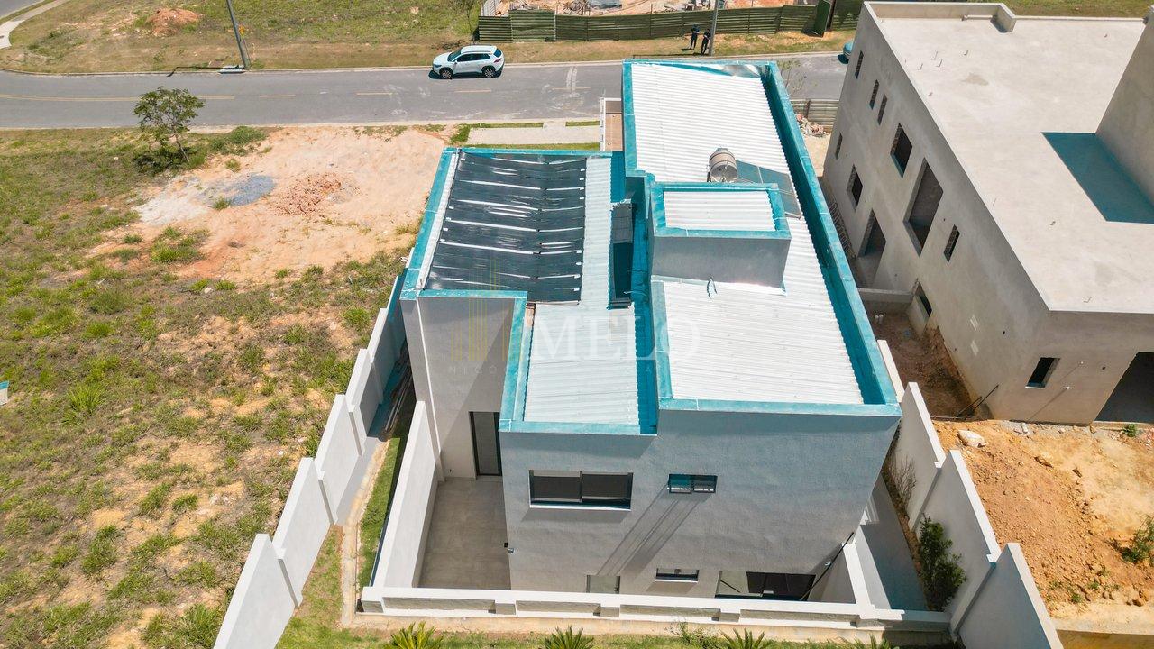 Espetacular casa com piscina no Alphaville Vespasiano à venda por R$ 2.650.000,00 - Vespasiano - 