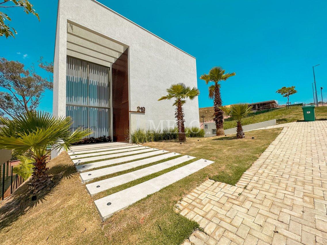 Belíssima casa mobiliada com piscina em condomínio fechado para locação por R$ 22.000,00 - Vespasiano - 
