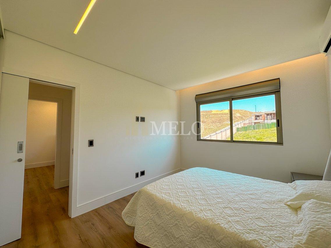 Belíssima casa mobiliada com piscina em condomínio fechado para locação por R$ 22.000,00 - Vespasiano - 