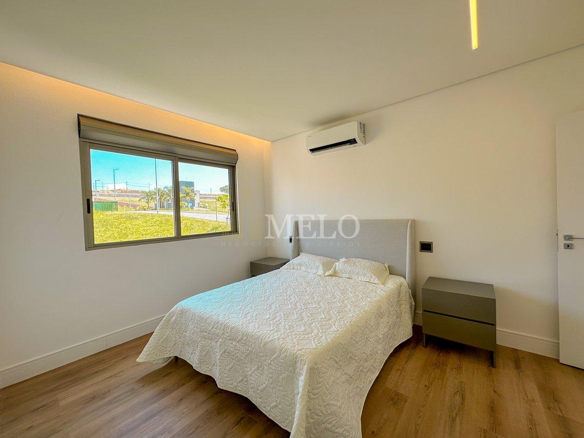 Belíssima casa mobiliada com piscina em condomínio fechado para locação por R$ 22.000,00 - Vespasiano - 
