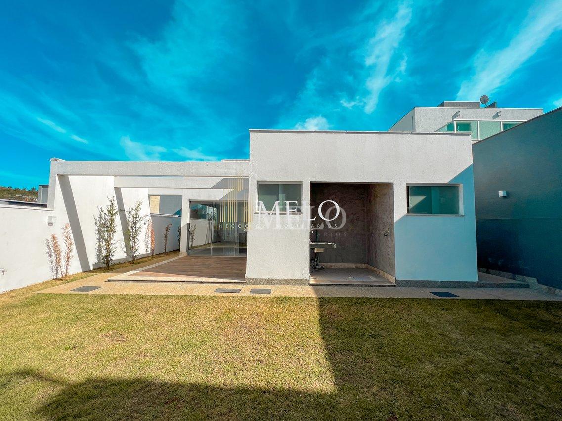 Belíssima casa  no Condomínio Rosa dos Ventos à venda por  R$1.200.000,00 - Vespasiano - 