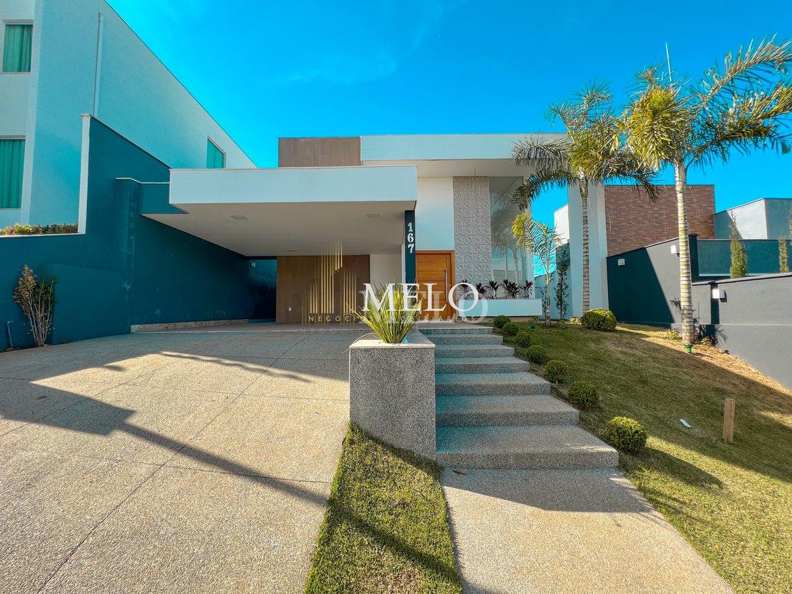 Belíssima casa  no Condomínio Rosa dos Ventos à venda por  R$1.200.000,00 - Vespasiano - 