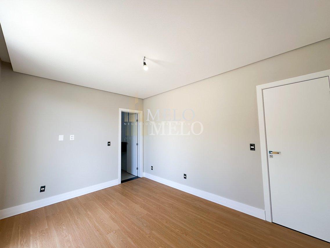 Belíssima  casa no Alphaville Vespasiano à venda por R$ 2.590.000,00 - Vespasiano - 