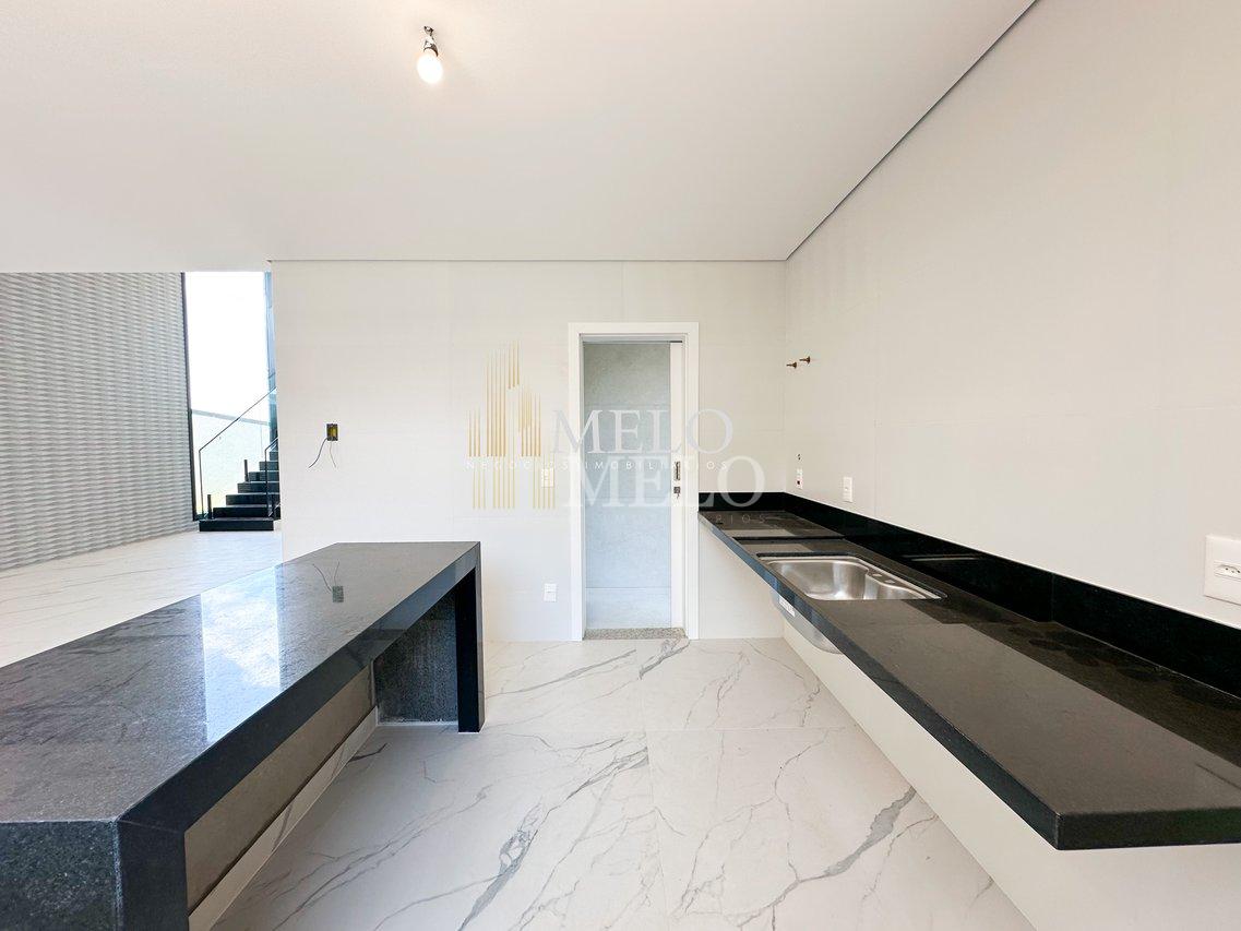 Belíssima  casa no Alphaville Vespasiano à venda por R$ 2.590.000,00 - Vespasiano - 