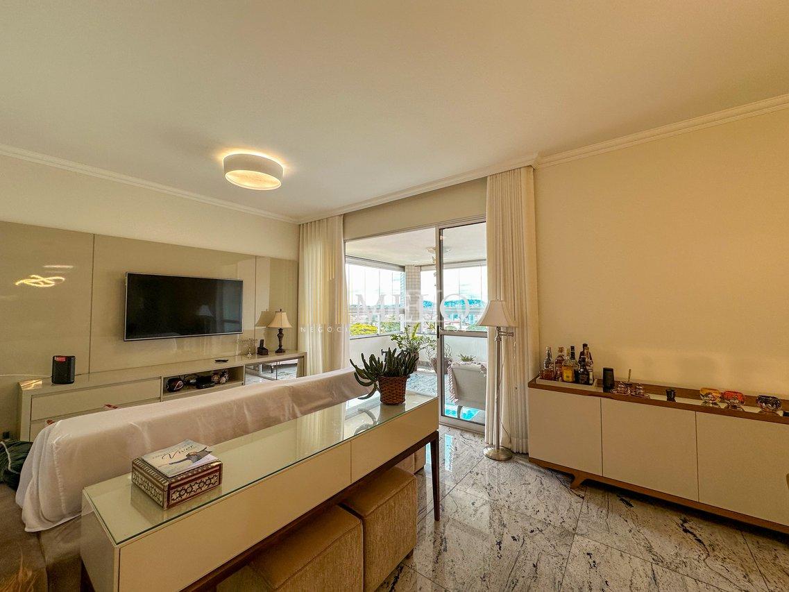Belíssimo Apartamento com elevador no bairro Itapoã à venda por R$ 1.000.000,00 - Belo Horizonte - 
