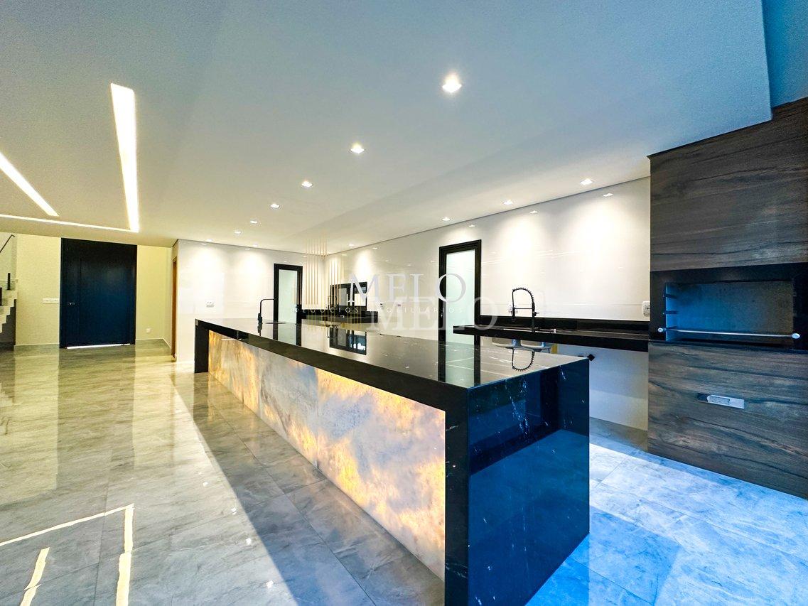 Belíssima  casa em Condomínio no  Gran Park à venda por R$2.490.000,00 - Vespasiano - 