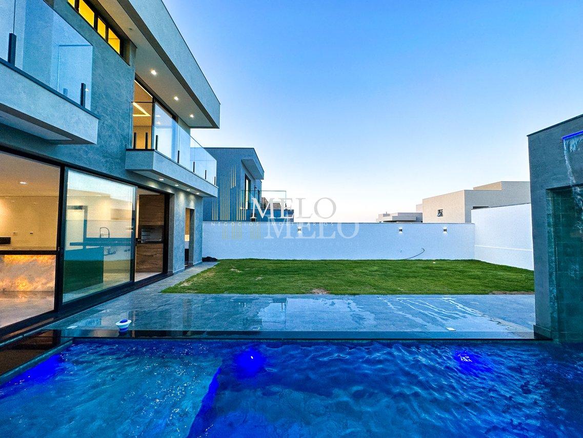 Belíssima  casa em Condomínio no  Gran Park à venda por R$2.490.000,00 - Vespasiano - 
