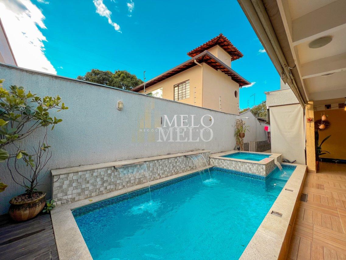 Belíssima casa Duplex  à venda no Paquetá por  R$990.000,00 - Belo Horizonte - 