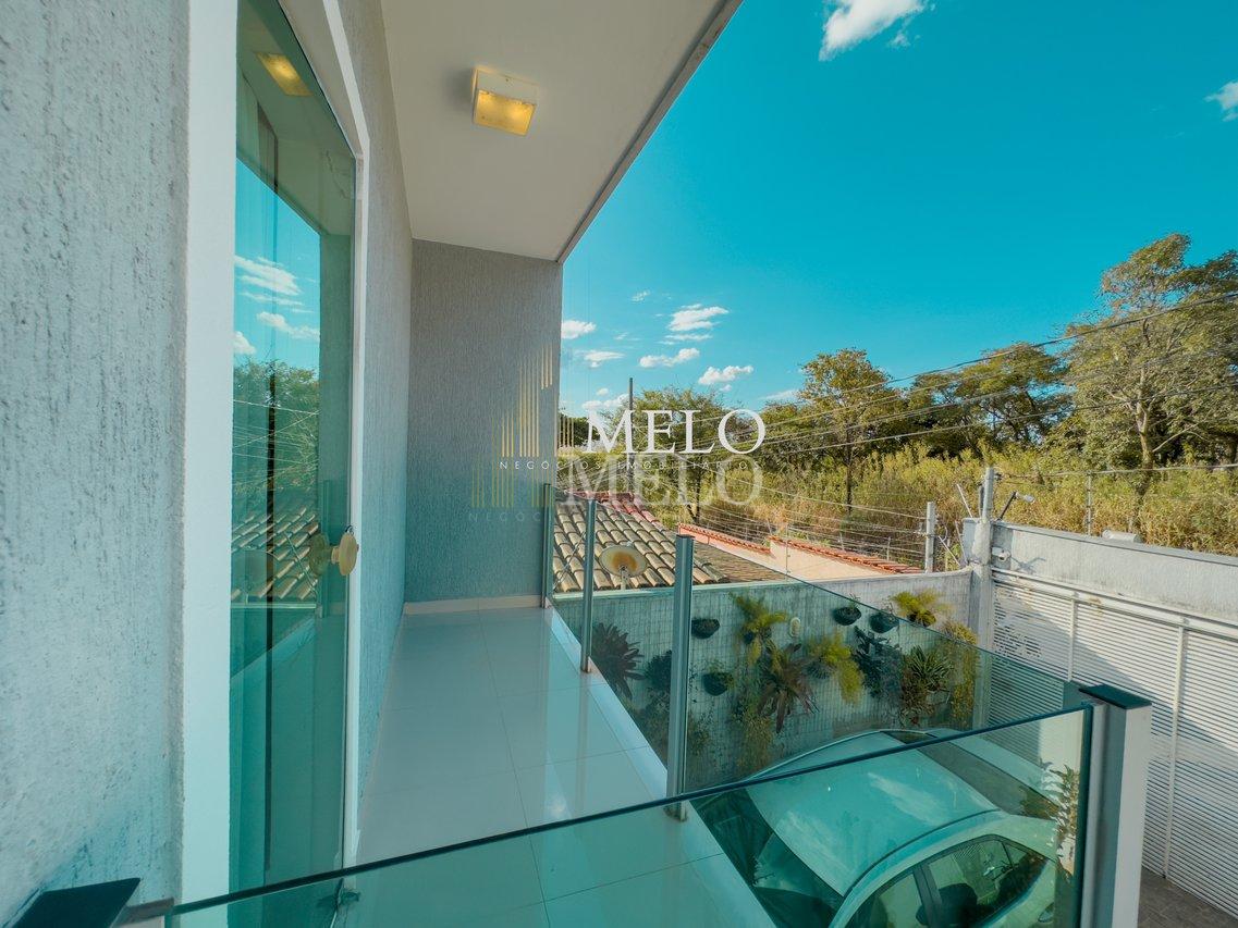 Belíssima casa Duplex  à venda no Paquetá por  R$990.000,00 - Belo Horizonte - 
