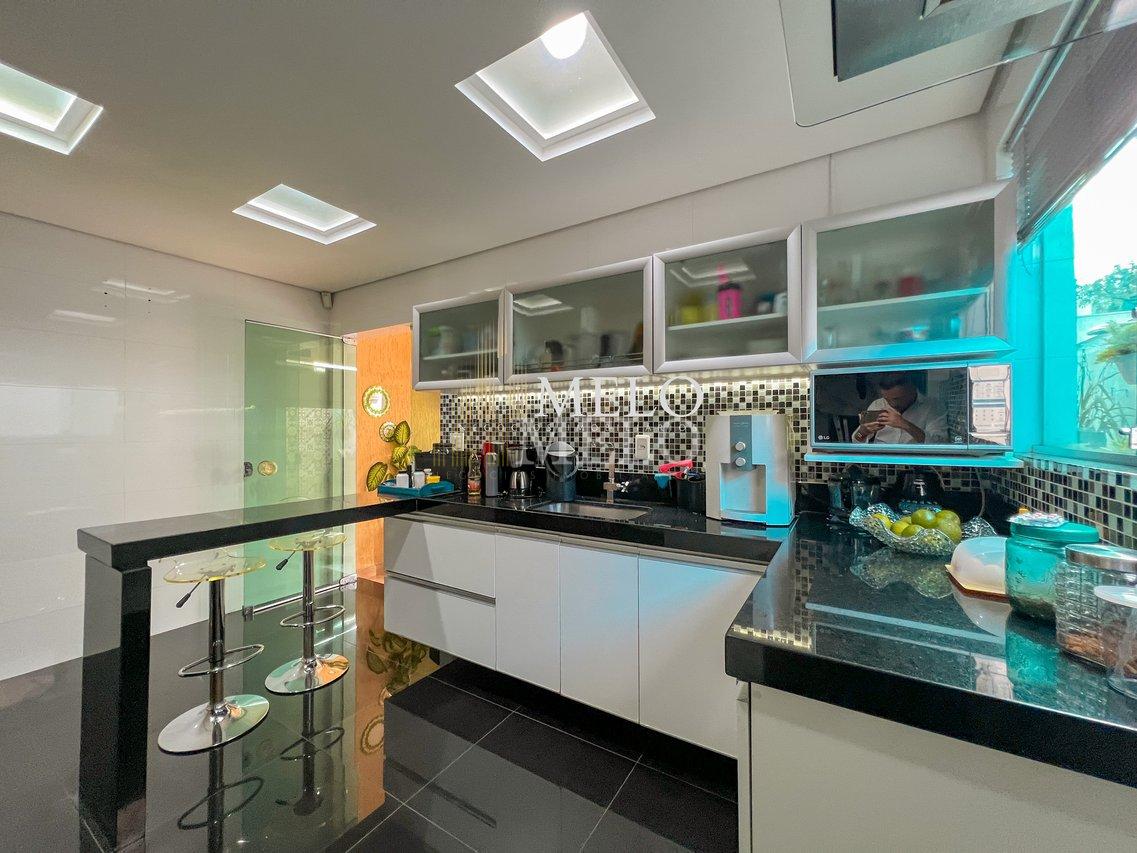 Belíssima casa Duplex  à venda no Paquetá por  R$990.000,00 - Belo Horizonte - 