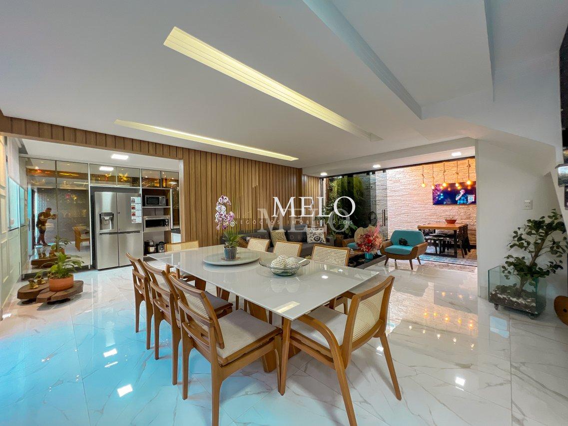Belíssima casa com espaço gourmet à venda no Castelo R$ 1.290.000,00! - Belo Horizonte - 