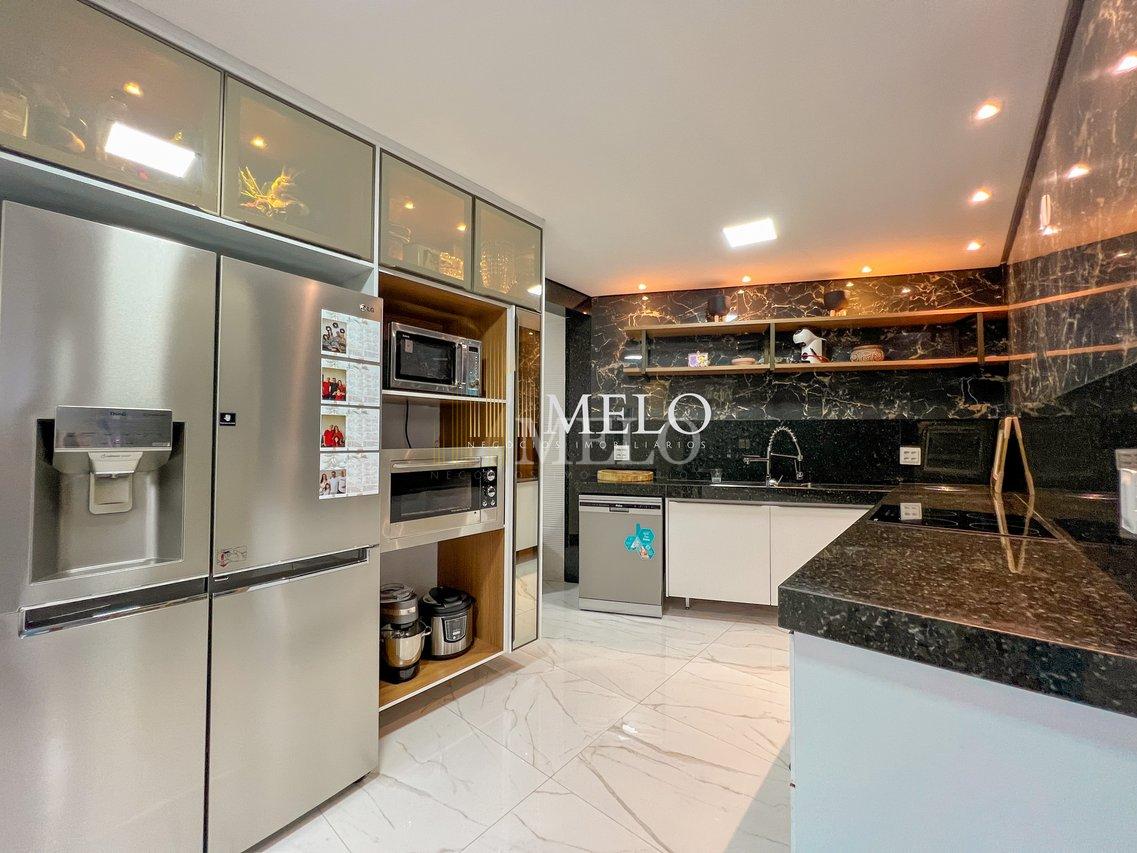 Belíssima casa com espaço gourmet à venda no Castelo R$ 1.290.000,00! - Belo Horizonte - 
