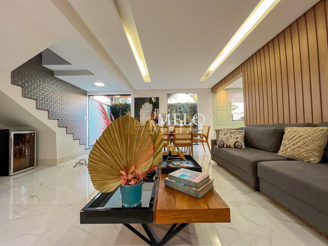 Belíssima casa com espaço gourmet à venda no Castelo R$ 1.290.000,00! - Belo Horizonte - 