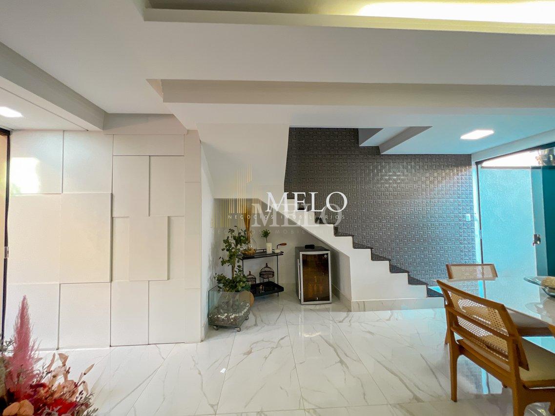 Belíssima casa com espaço gourmet à venda no Castelo R$ 1.290.000,00! - Belo Horizonte - 