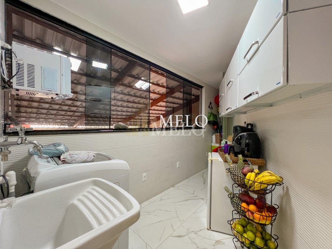 Belíssima casa com espaço gourmet à venda no Castelo R$ 1.290.000,00! - Belo Horizonte - 