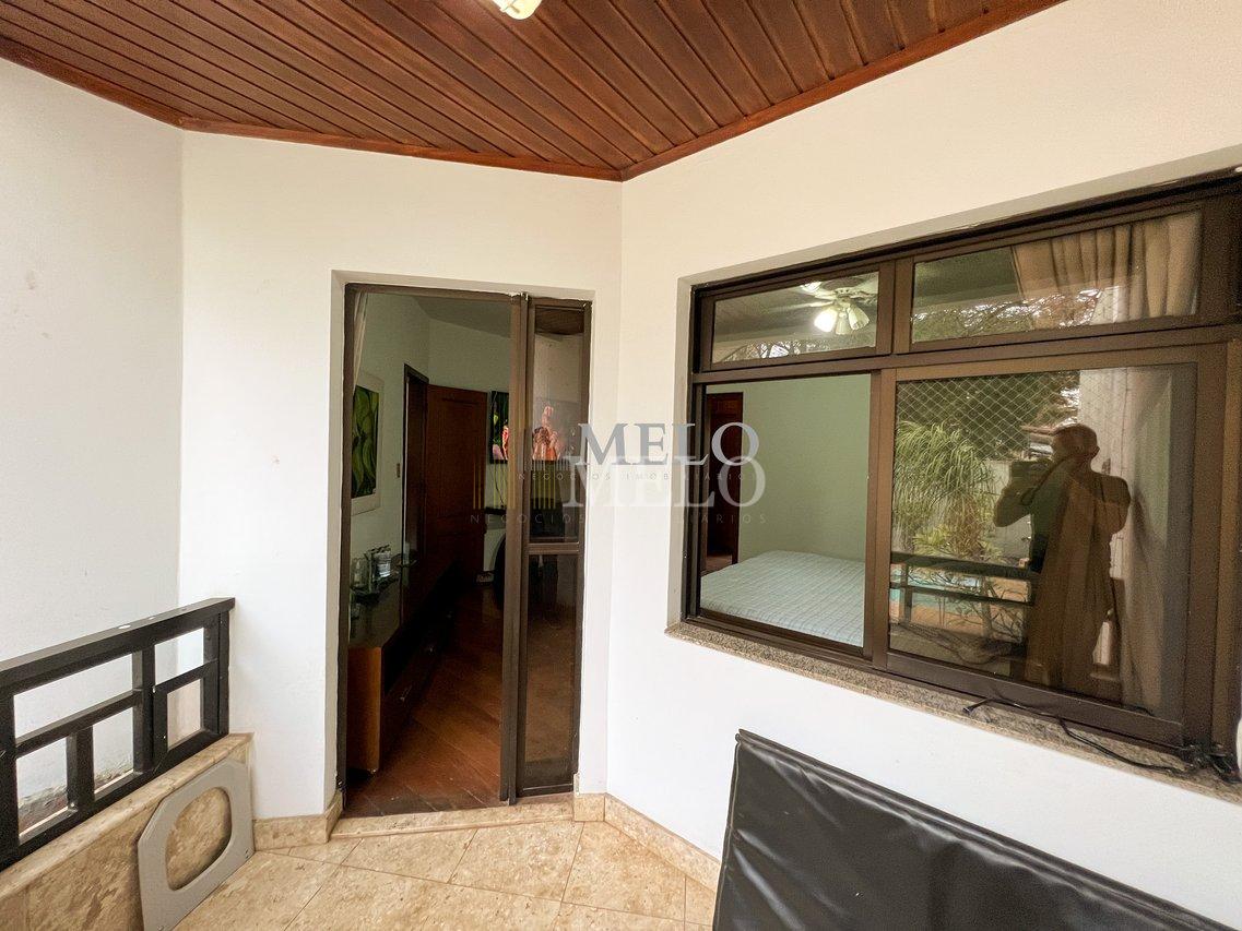 Belíssima Casa à venda no Castelo por R$1.860.000,00 Rua Castelo de Edimburgo Belo Horizonte - 